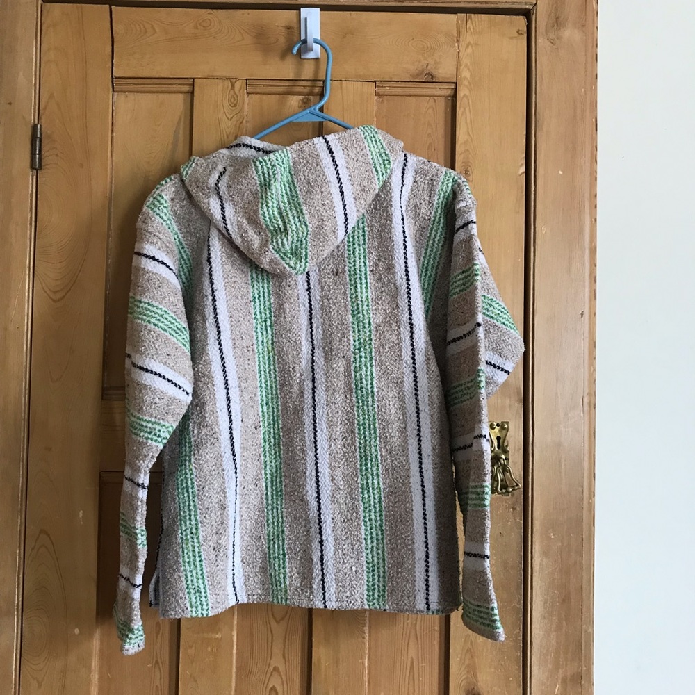 Poncho - Picture 2 of 2